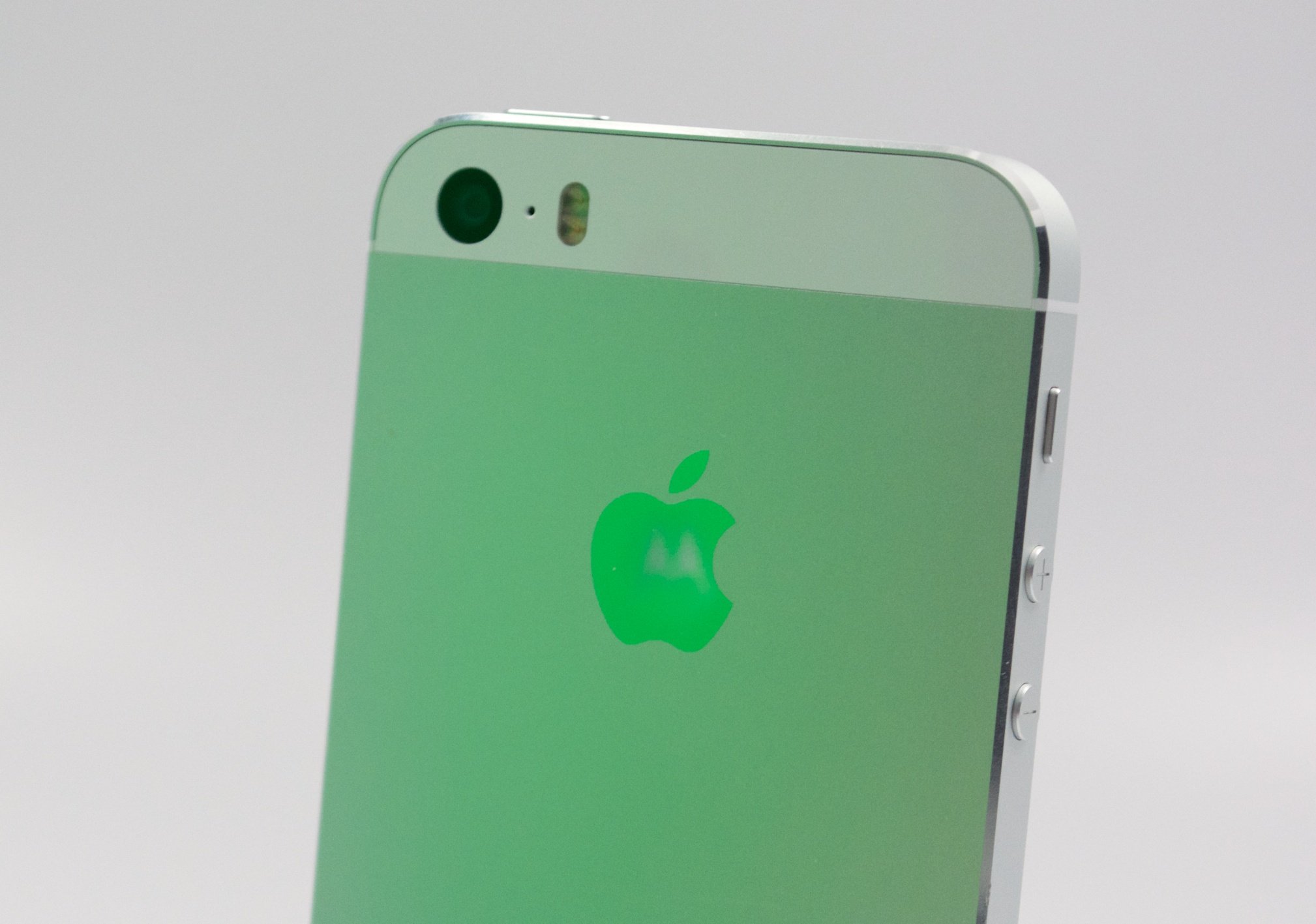 Could we see Moto X influences on the iPhone 6 design?