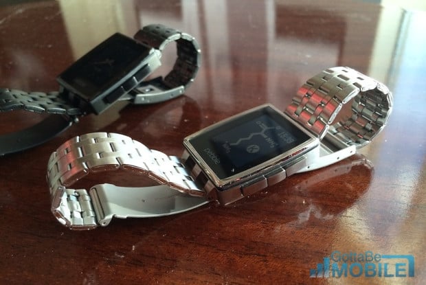 The Pebble Steel is available in two colors and includes a leather band. 