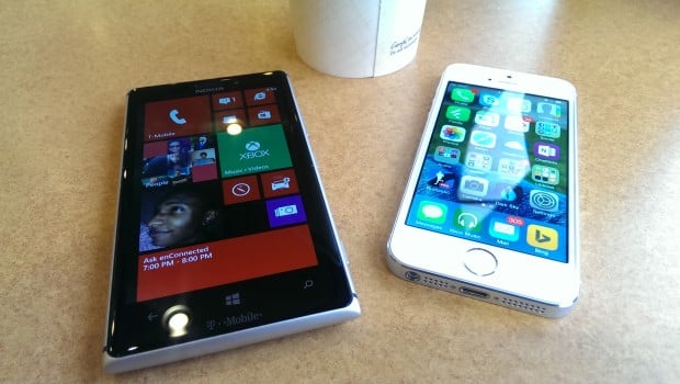 Apple iPhone 5s vs. Nokia Lumia 925 What To Buy (1)
