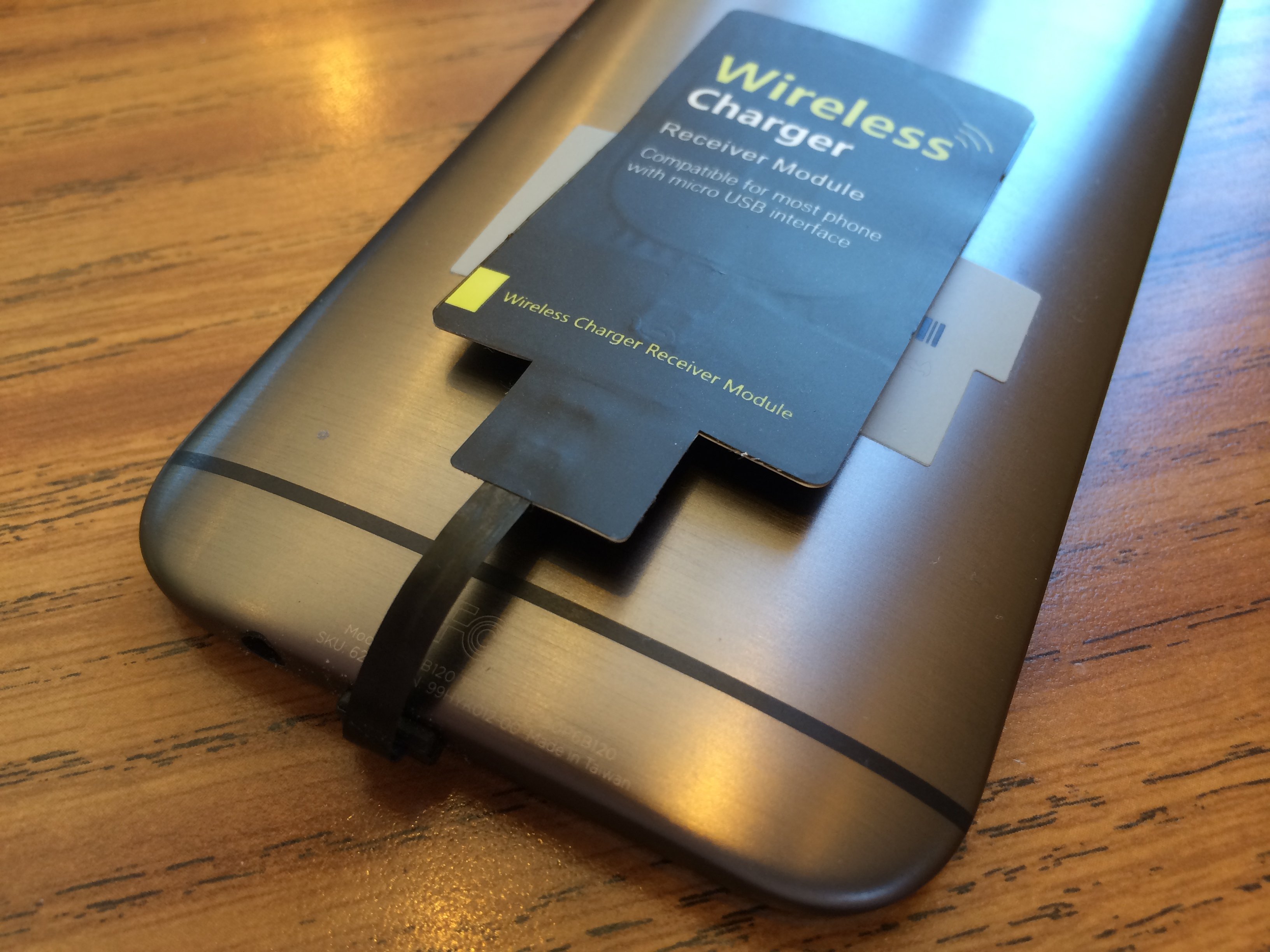 qi-enabled wirelss charging film on htc one m8