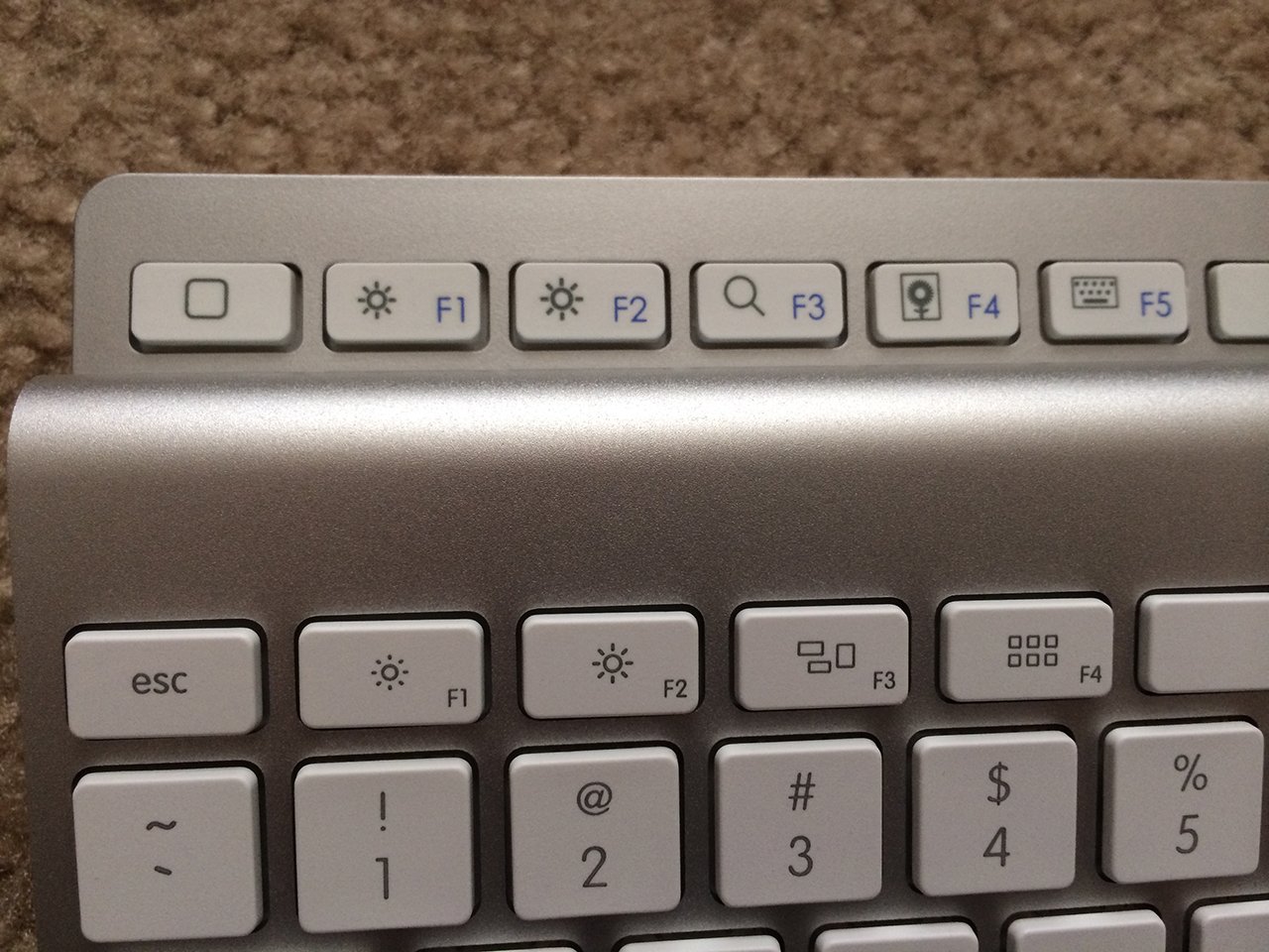 How to Tell the Difference Between a Genuine and Fake Apple Keyboard