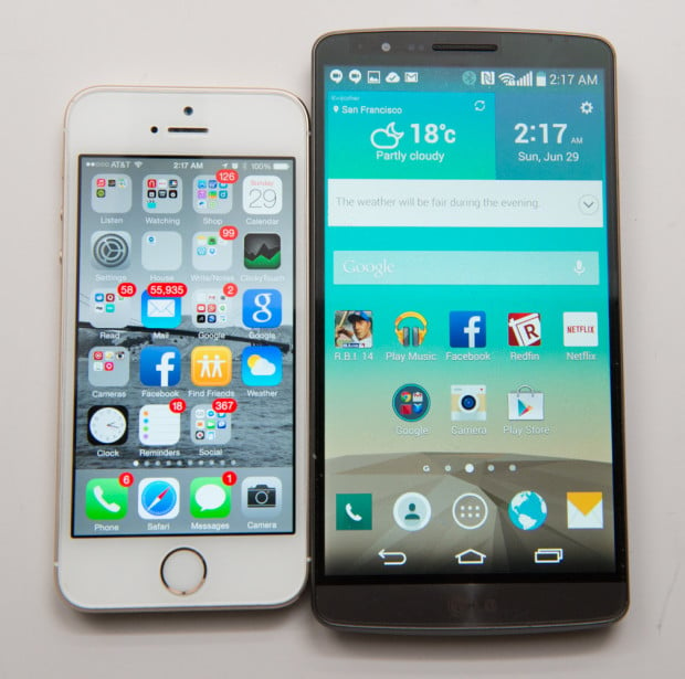LG G3 Review unit next to iPhone 5s