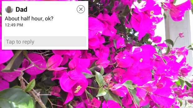 LG G3 Review: Messages and other alerts over other apps. 