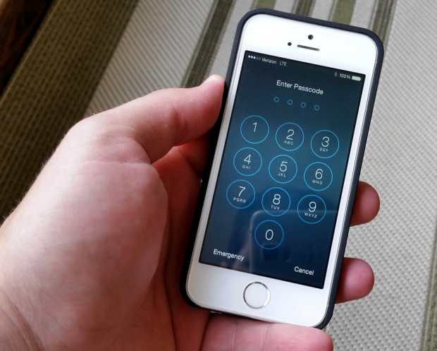 Learn how to bypass iOS 7 Activation Lock. 