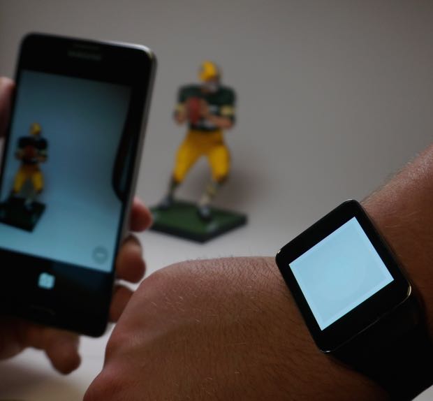 taking photos with the Google Camera and android wear smart watch