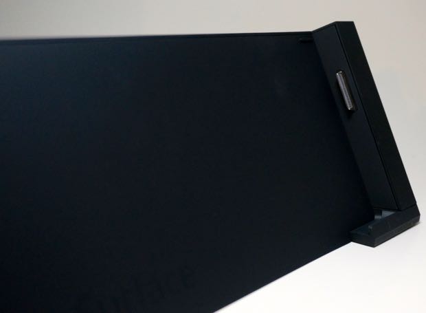 surface pro 3 docking connector on right inside edge