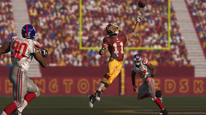Know when to go big and how to avoid interceptions with these Madden 15 tips for offense.