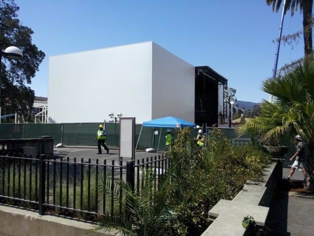 Apple is construction a building for the iPhone 6 special event.