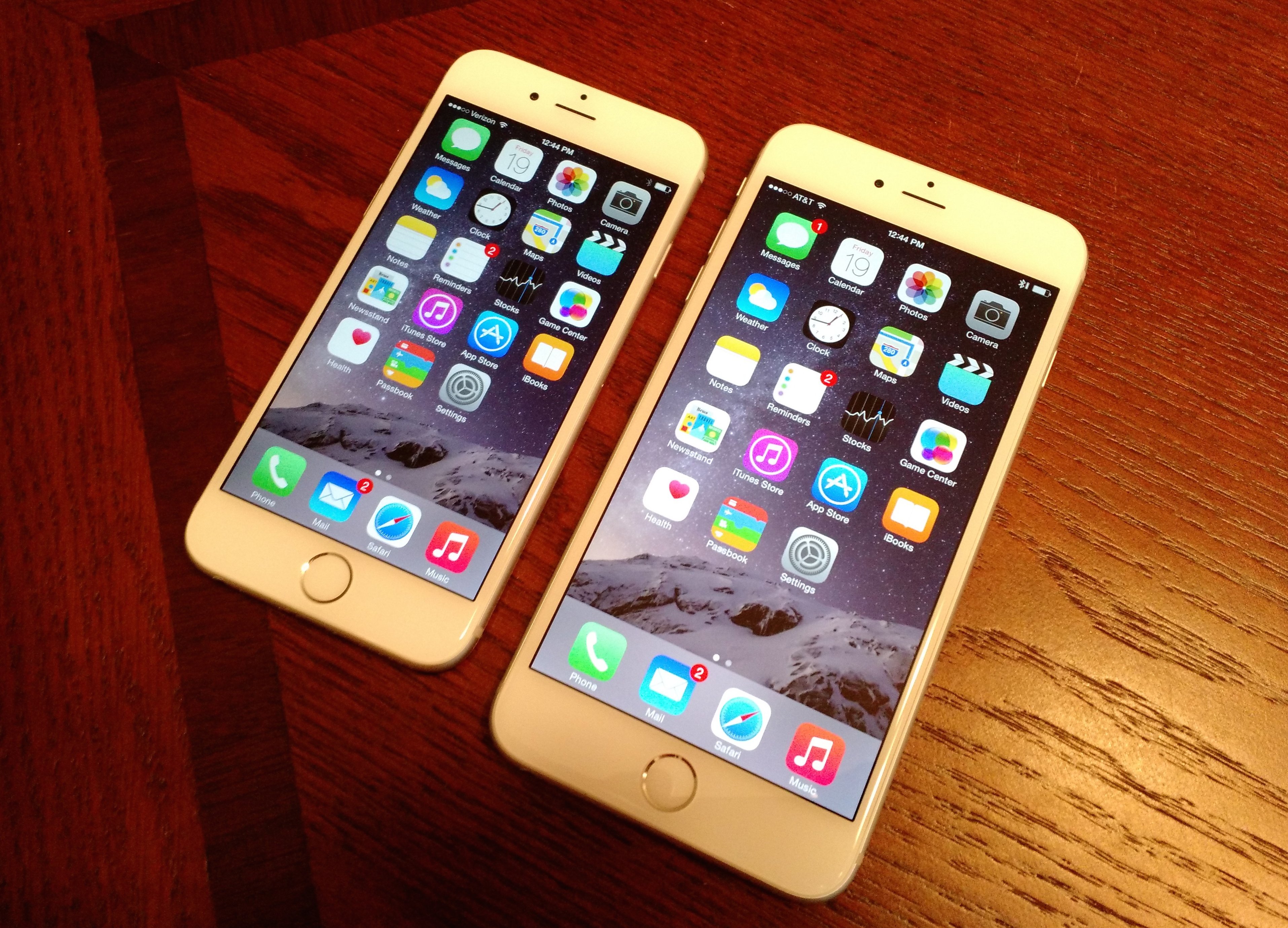 The first iPhone 6 deals are available on the iPhone 6 and iPhone 6 Plus.