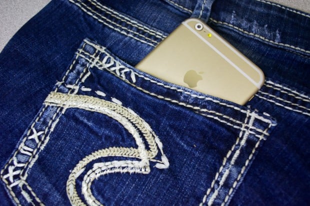 Does The Iphone 6 Plus Fit In A Pocket