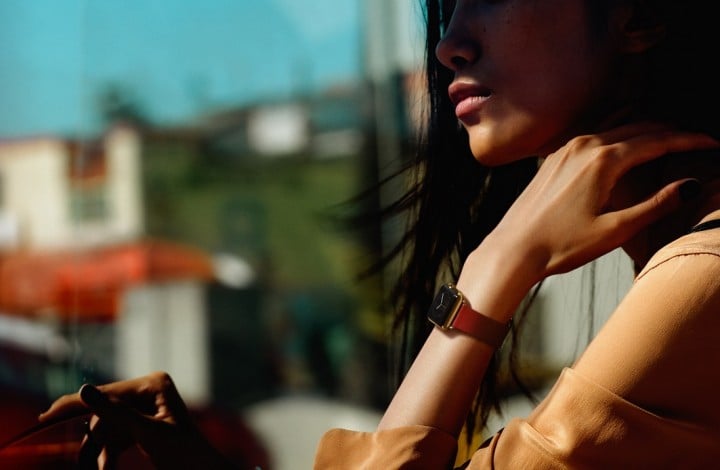 Here are the basic Apple Watch etiquette rules everyone needs to know.