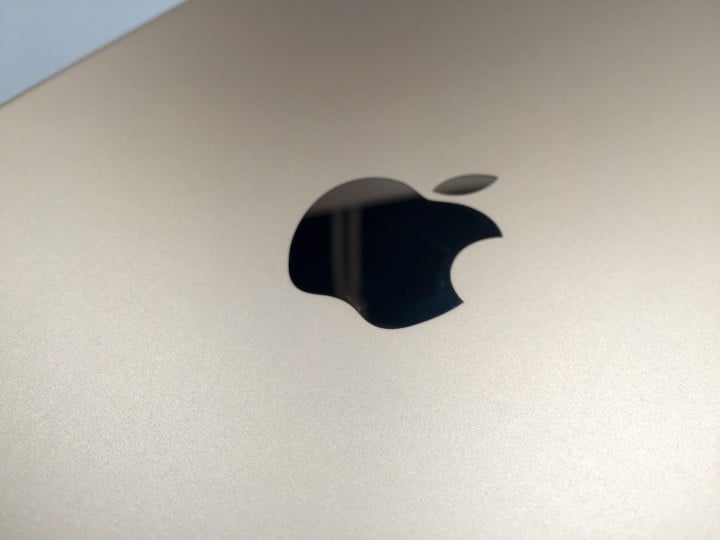 Overall the iOS 8.2 iPad Air 2 update runs great.