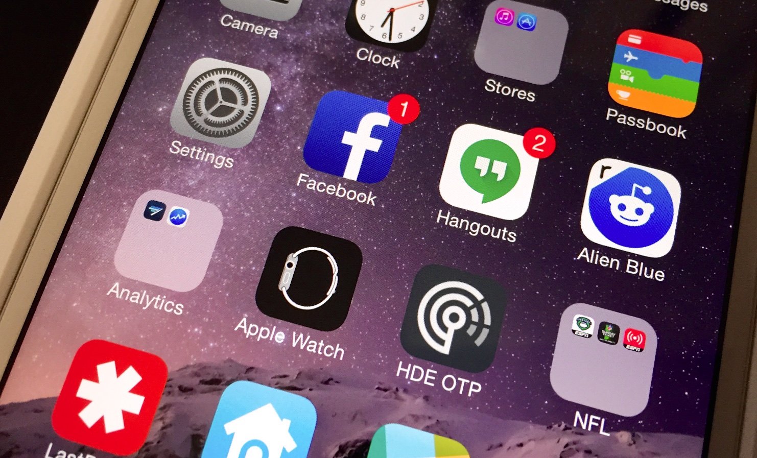 The iOS 8.2 update installs an Apple Watch app.
