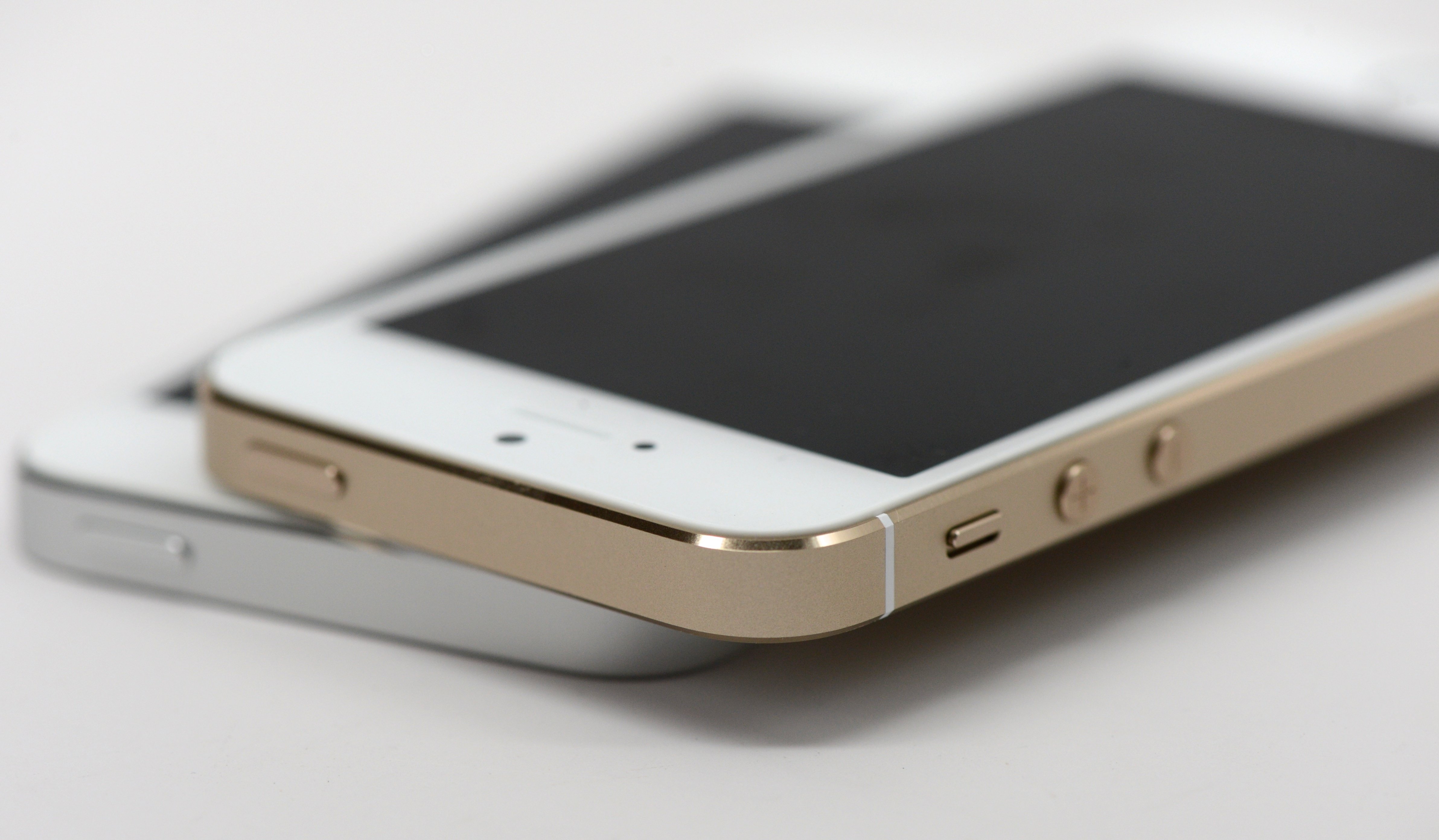 If you need a small screen, the iPhone 5s is your pick.