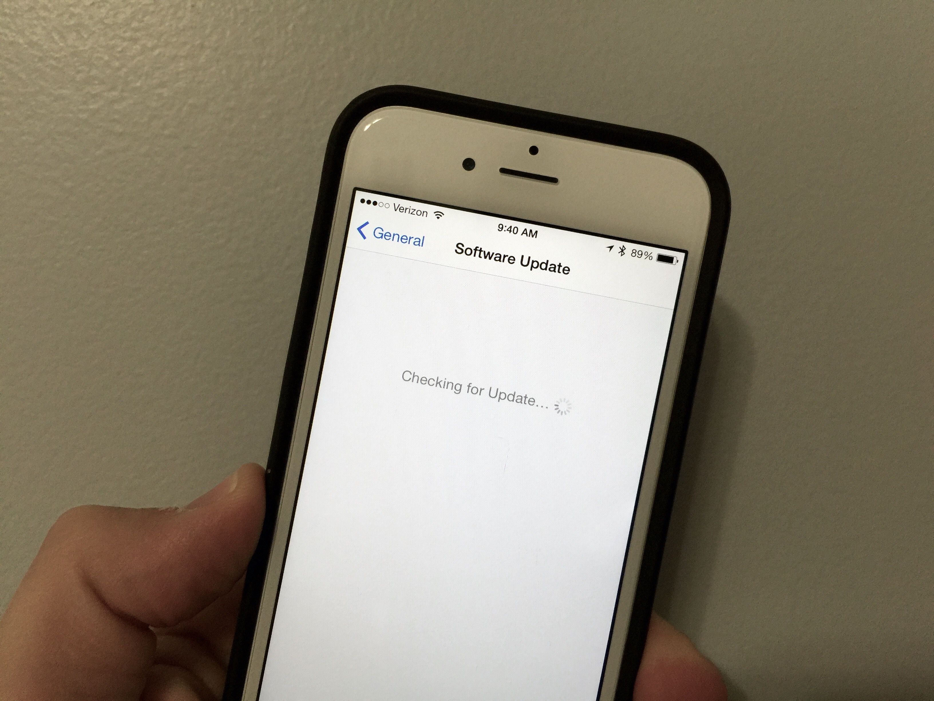 Learn what you need to know about performing an iOS 8.4 install on iphone or iPad.
