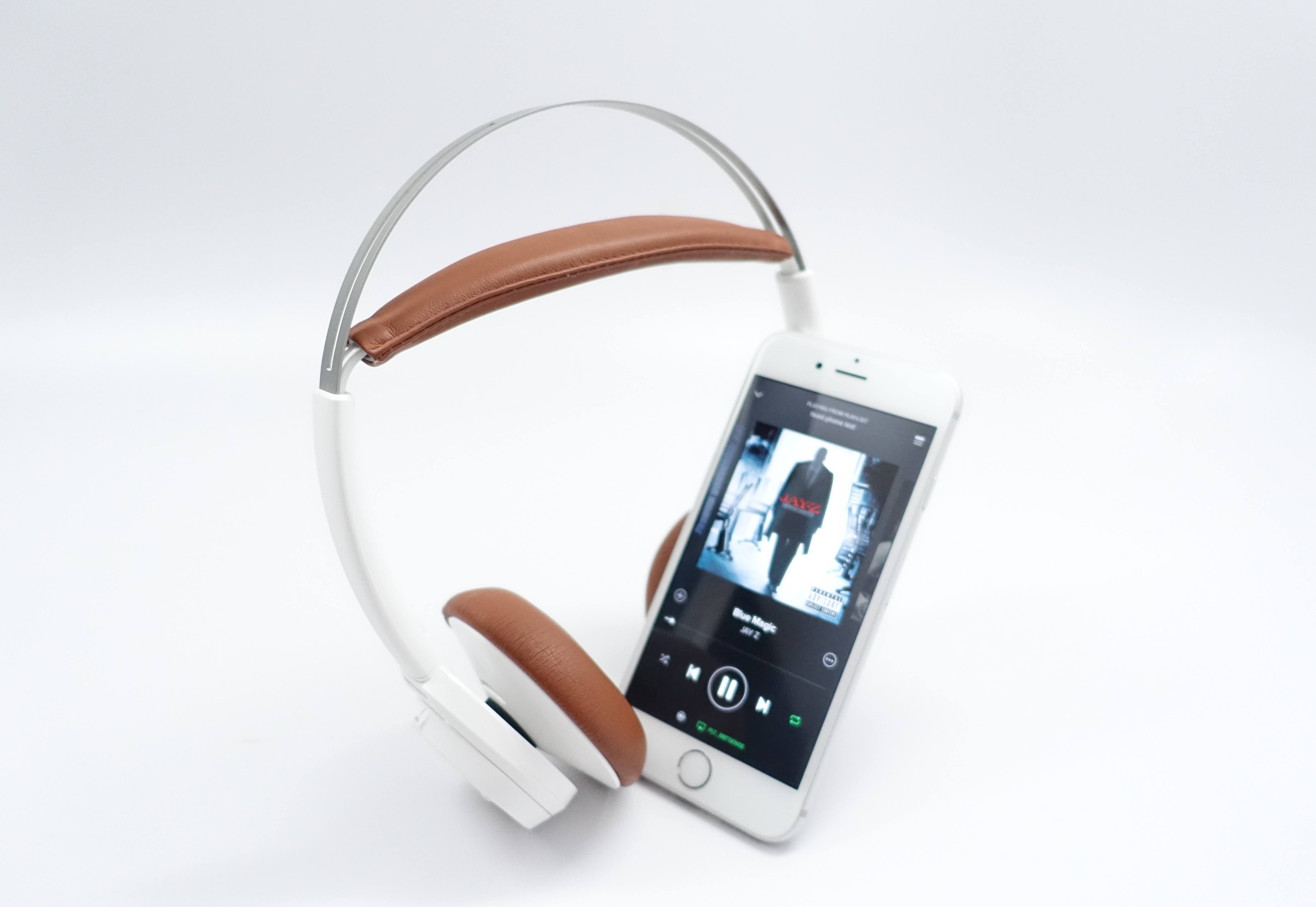 The Plantronics BackBeat Sense wireless headphones are excellent and well priced.