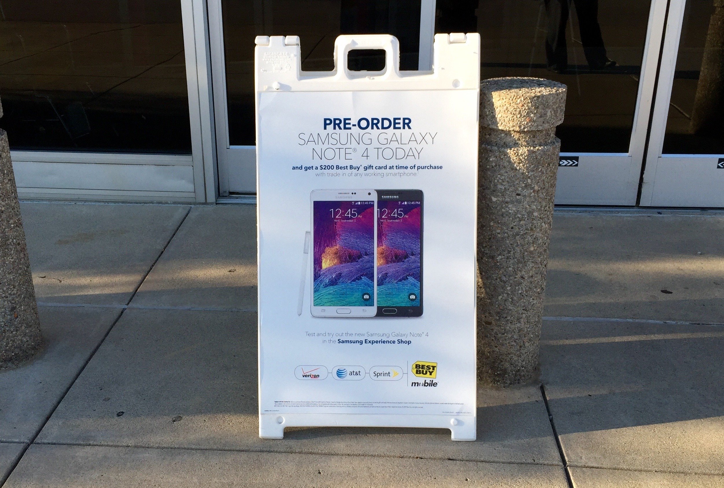 Look for a major Galaxy Note 5 release date trade in offer.