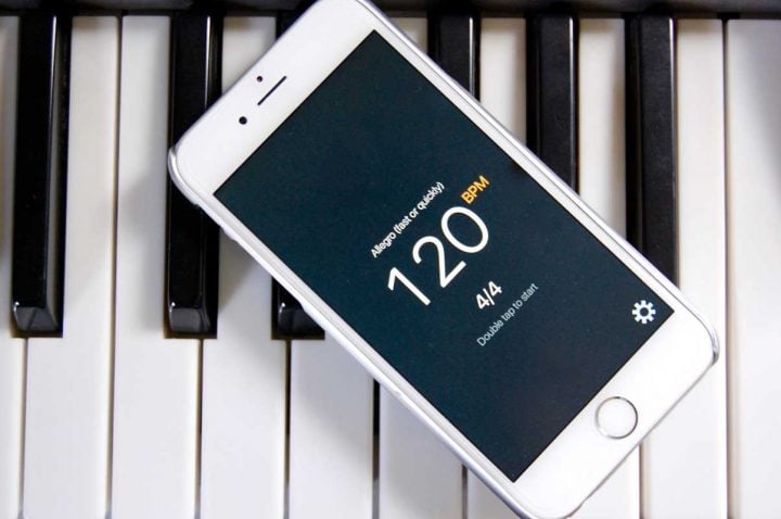 Taptronome is an iPhone metronome app that works with one hand and is also VoiceOver compatible.