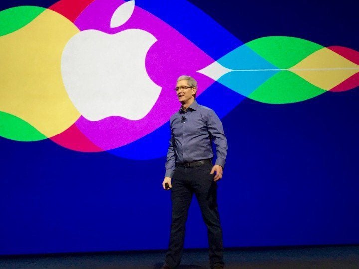 Watch Tim Cook announce the iPhone 7 and the iOS 10 release date in the September 2016 Apple live stream.