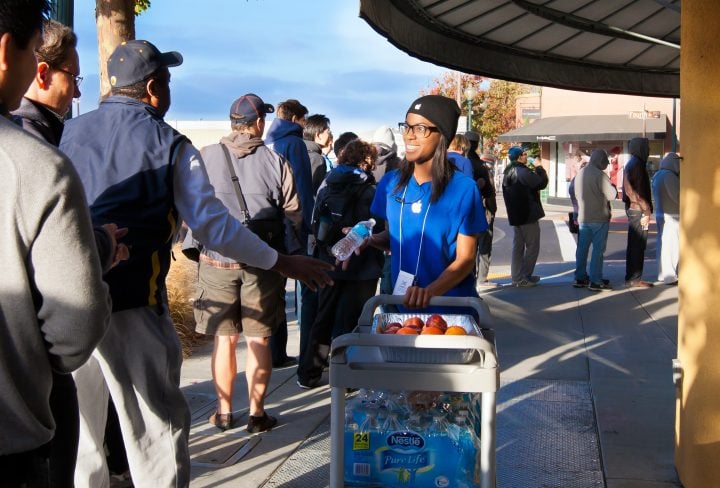 Apple will offer food and drinks while you wait in iPhone 6s release date lines. cdrin / Shutterstock.com