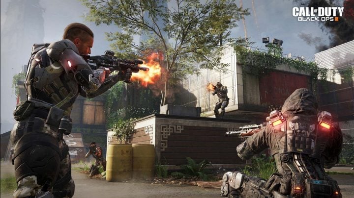 You won't get all DLC or a Black Ops 3 Season Pass with the Xbox 360 or PS3.