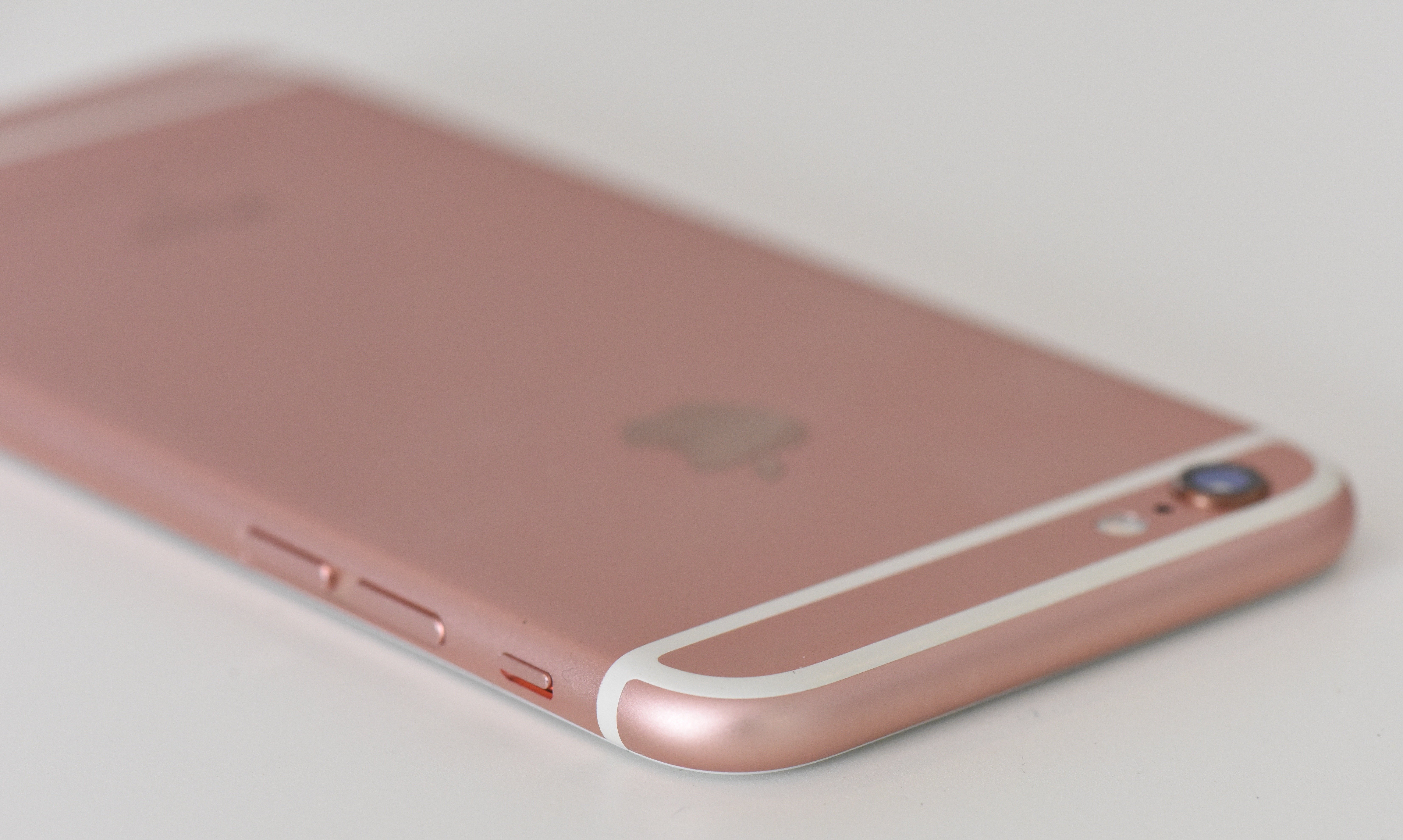 Как сделать розовый айфон. Iphone 6 Rose Gold. Айфон 6s Rose. Iphone 6s розовый. Айфон 6s Pink.