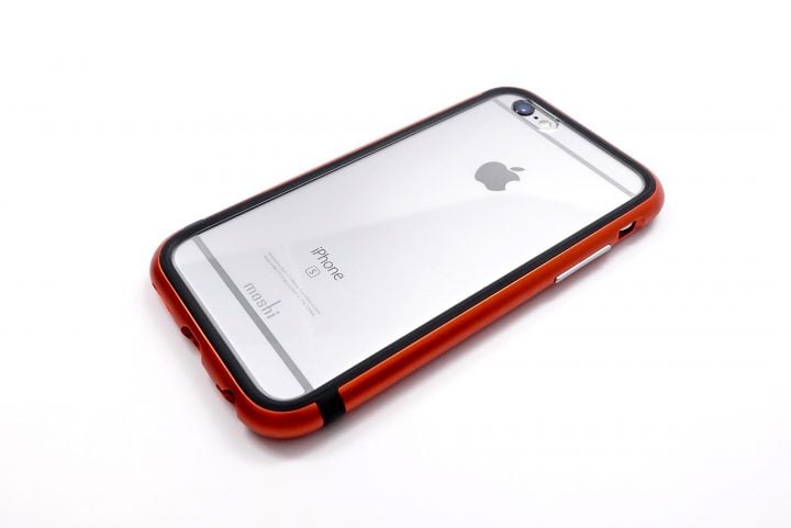The Moshi iGlaze Luxe is an amazing iPhone 6S case.