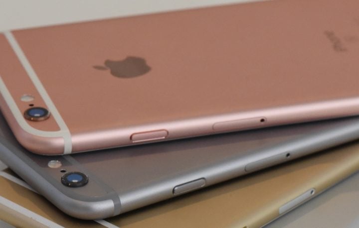 Make sure you upgrade to iOS 9.0.2 before you buy a new iPhone 6s if you plan to restore from an iCloud backup.