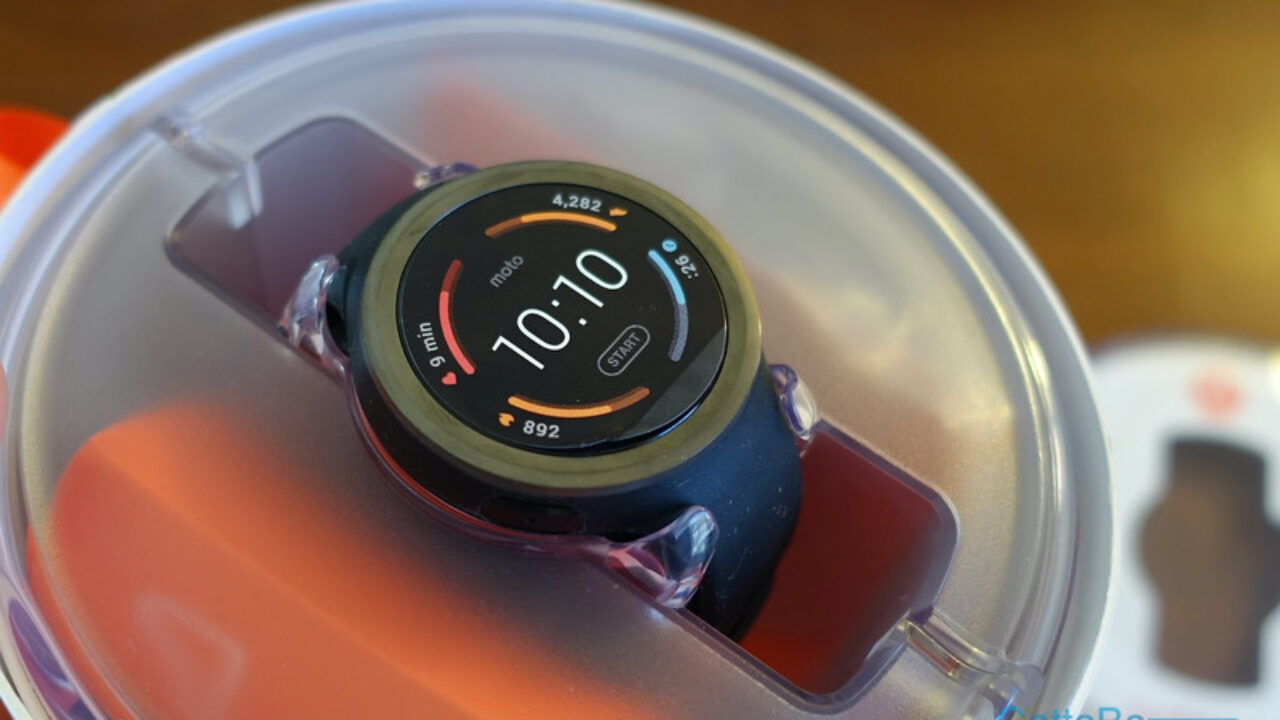 Moto 360 Sport Now Available from Motorola \u0026 Verizon