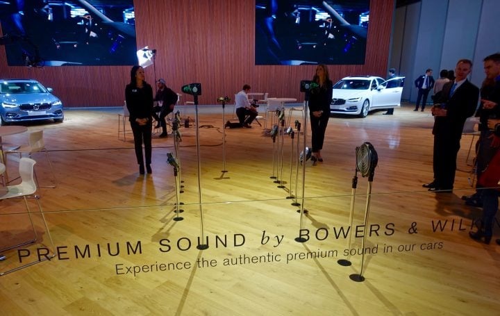 Experience amazing sound in this walk-in simulation.