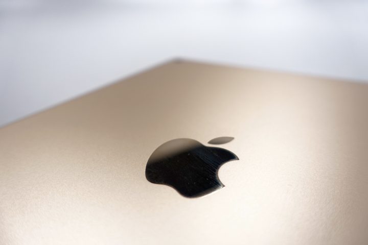 What you need to know about the latest 2016 iPad Air 3 release date rumors. 