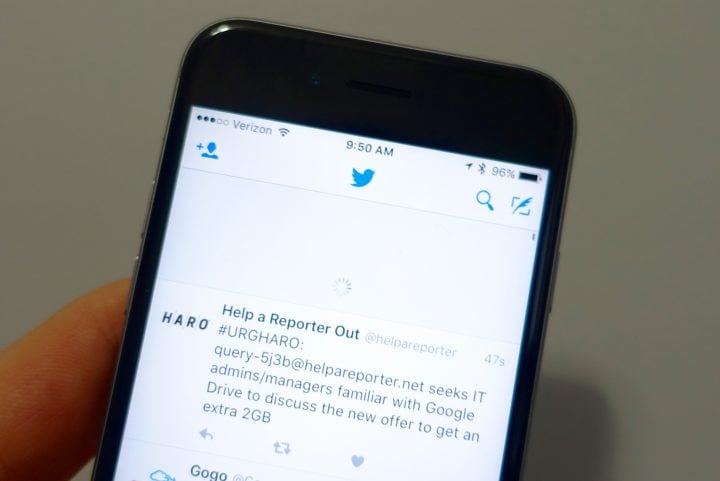 Pull down to dismiss the best Tweets on Twitter apps.
