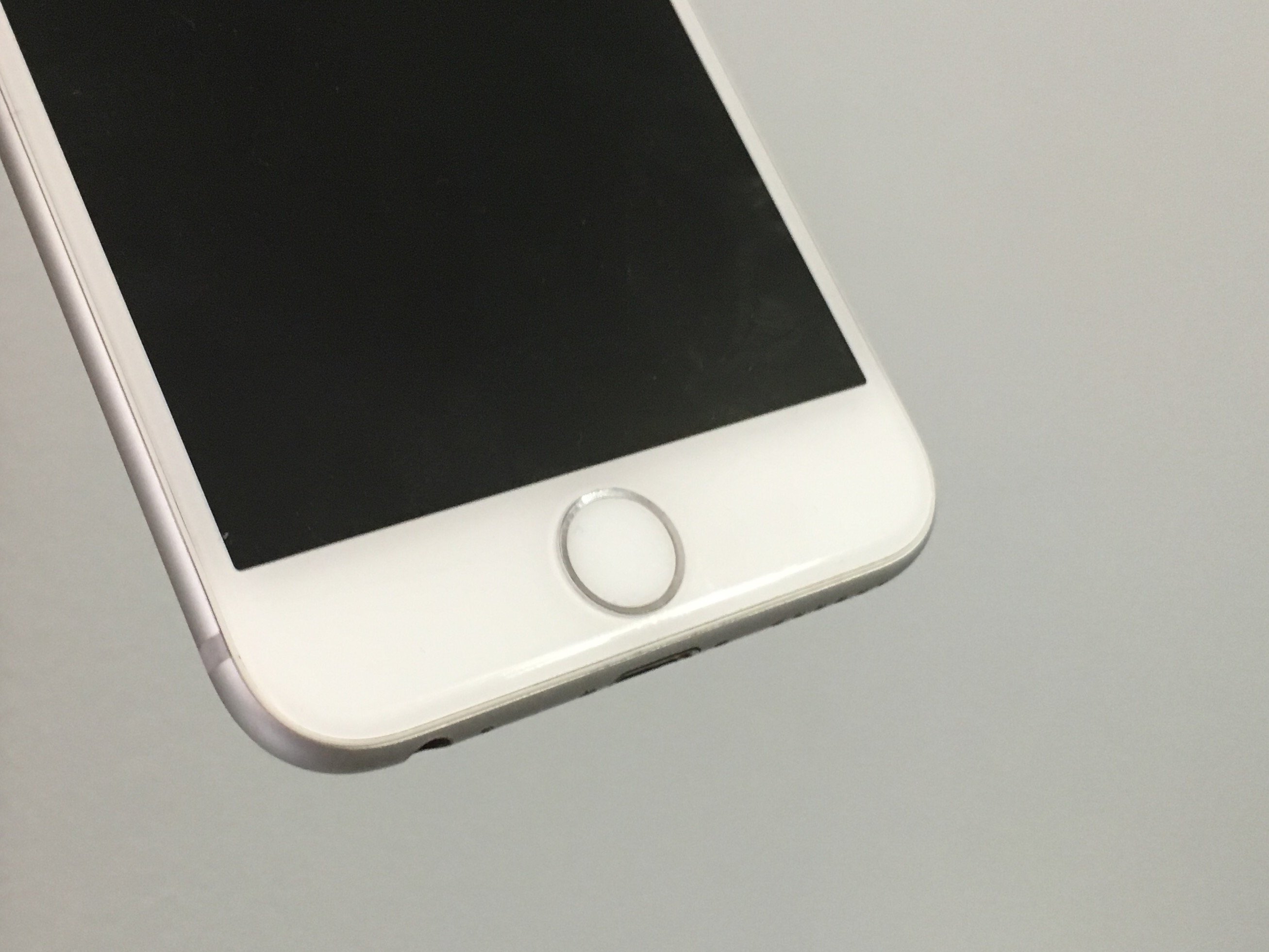 What you need to know about the iPhone 6 Error 53 problem.
