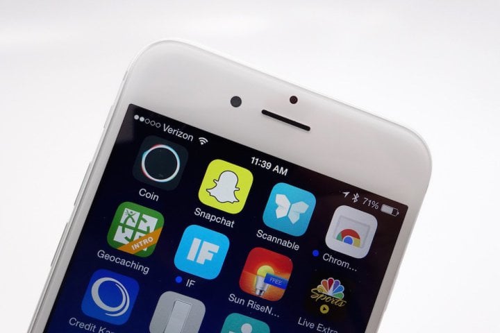 What's new in the Snapchat update that adds Chat 2.0.