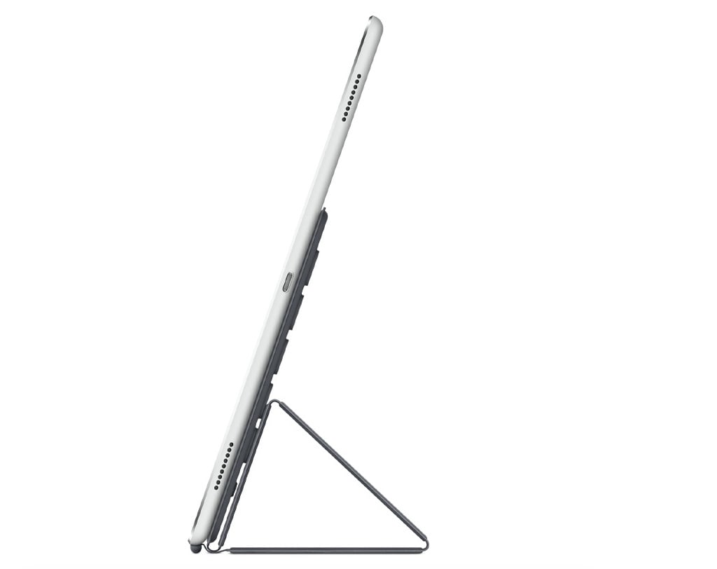 ipad pro apple smart keyboard in watch mode