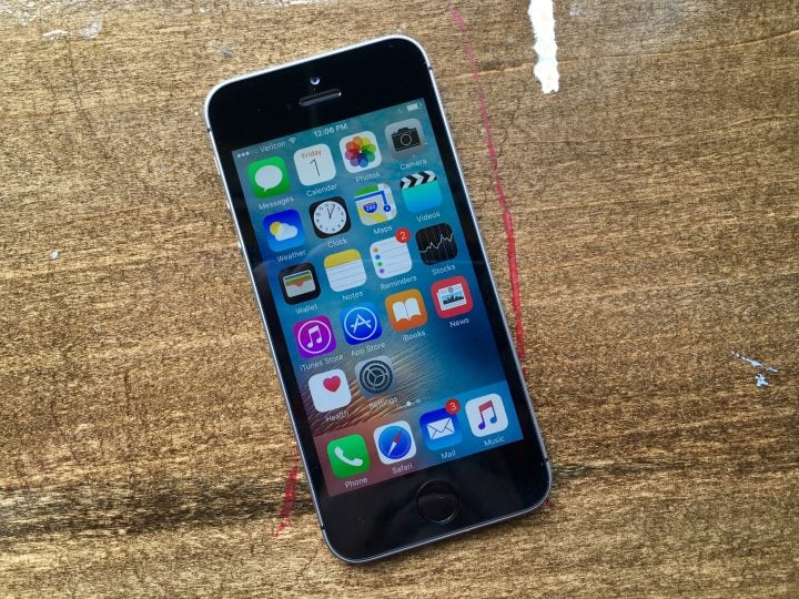 Here are the iPhone SE settings you should change.