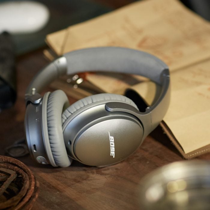 The Bose QC35 headphones promise a lightweight fit and all day comfort.