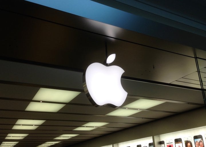 Changes to the iPhone trade-in program start as prep for the iPhone 7 release continues.