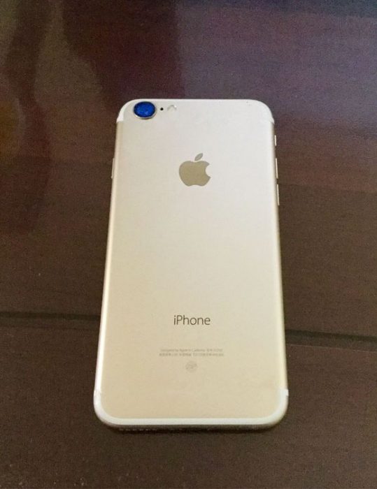 The timing is right, but it's not clear if this is a real iPhone 7 dummy unit. 