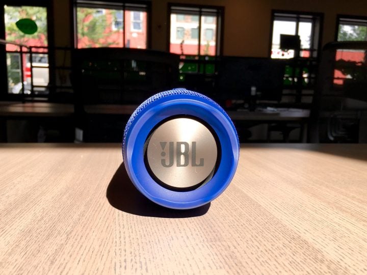 JBL Charge 3 Review - Waterproof Bluetooth speaker - 6