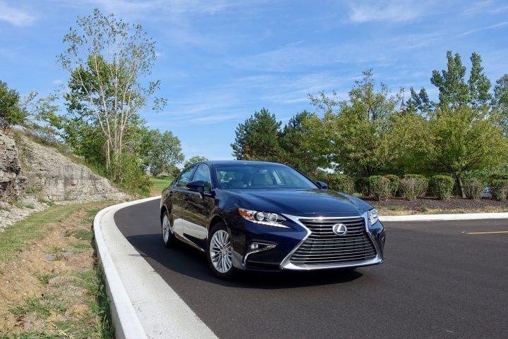 What buyers need to know about the 2016 Lexus ES 350.