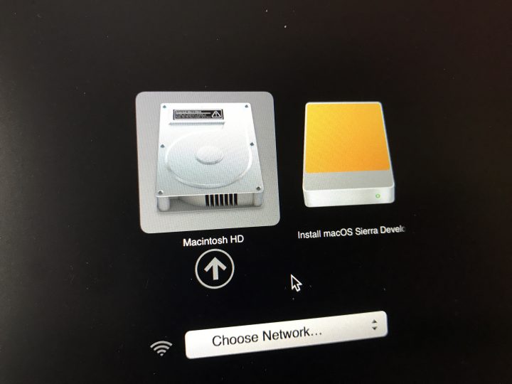 Start the macOS Sierra clean install.