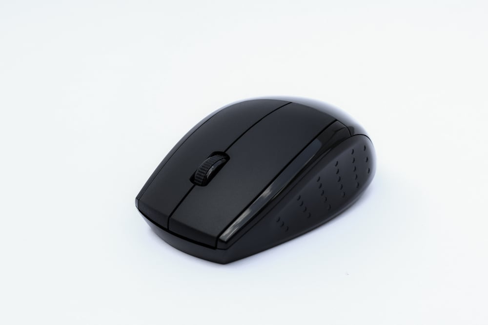 LOGITECH M USE UND TASTATUREN FALLEN UNTER MACOS AUS visual data 2