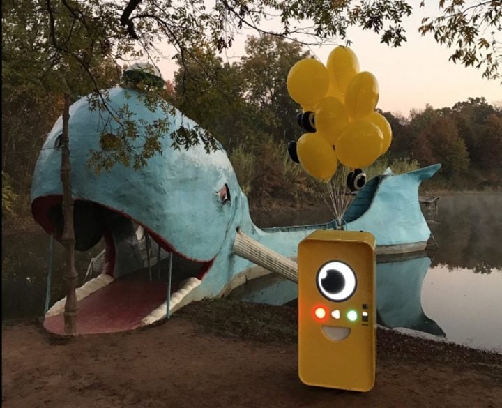 You can only buy the Snapchat Spectacles at a Snapbot for now. 