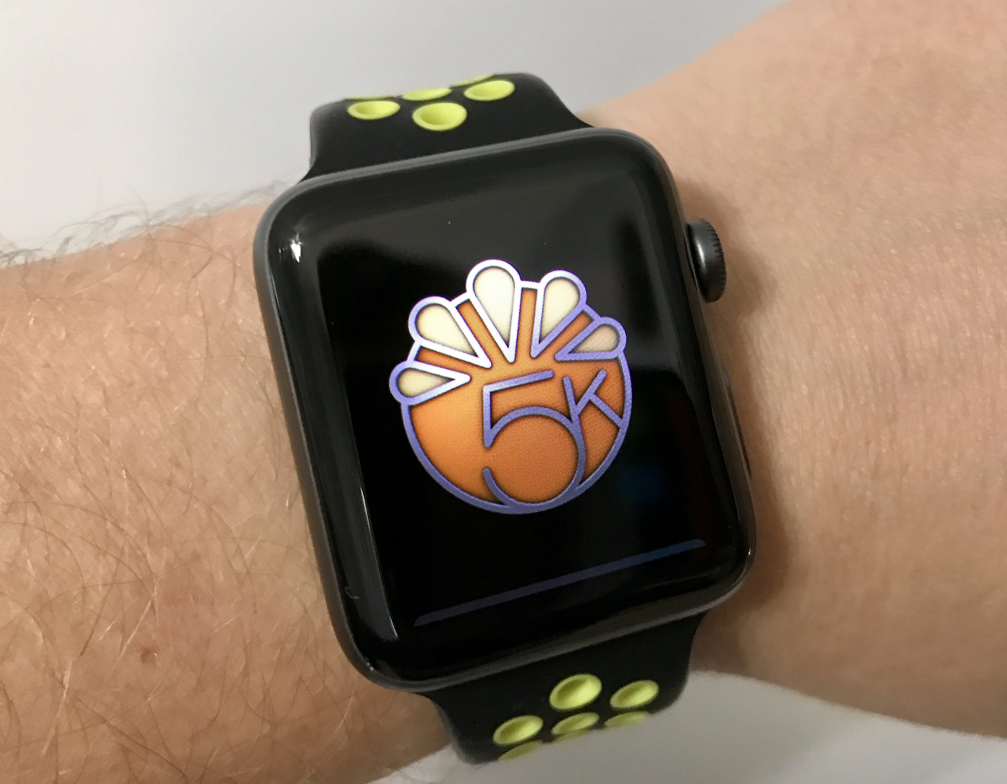 Earn a special Activity Challenge medal and an iMessage sticker when you run a 5k on Thanksgiving Day.