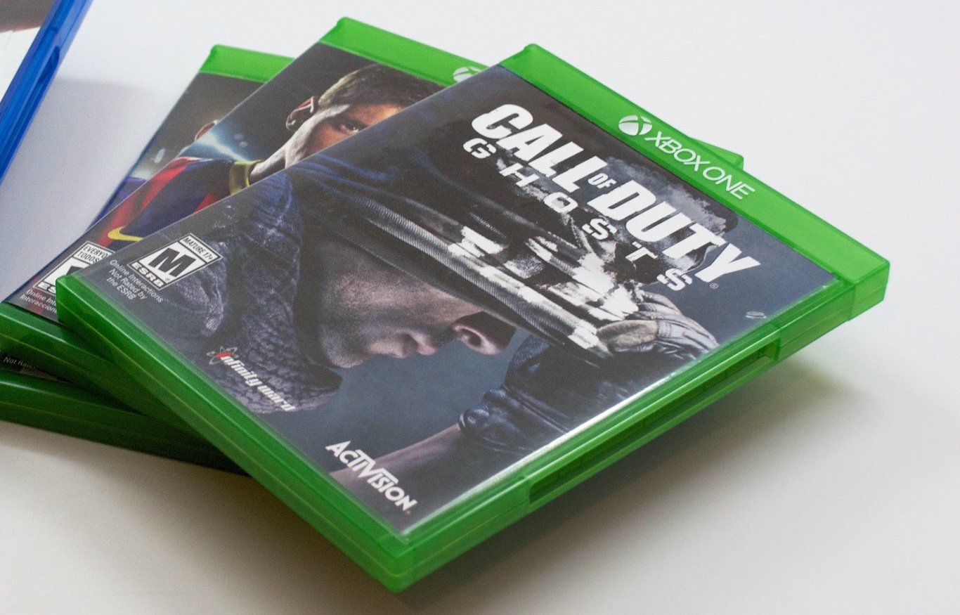 How To Share Xbox One Games with Friends