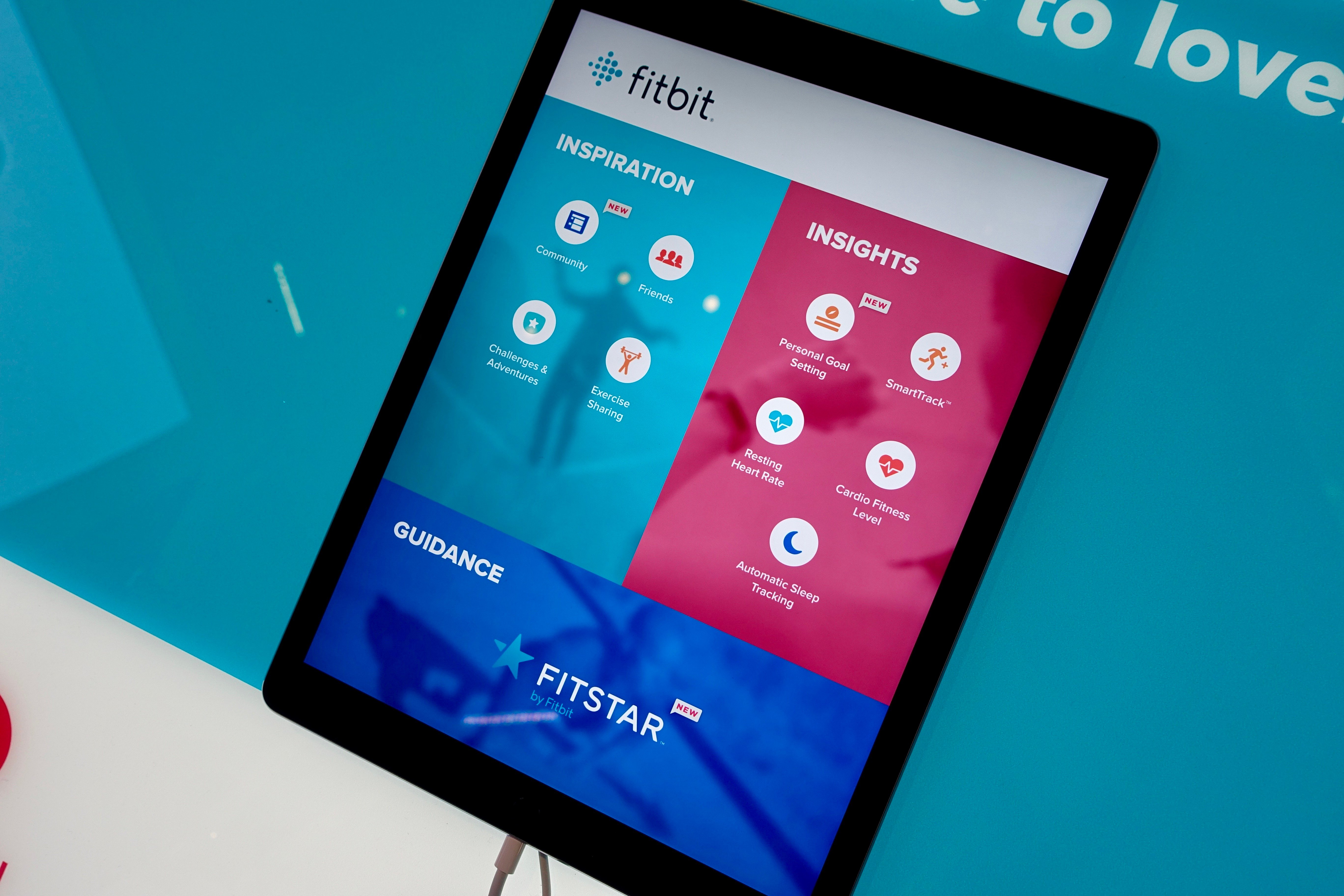 The new Fitbit software is ready to make you healthier in 2017.