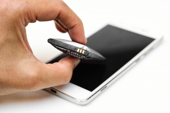 Torture tests, X-Rays and more are in the works for your Galaxy S8 battery.