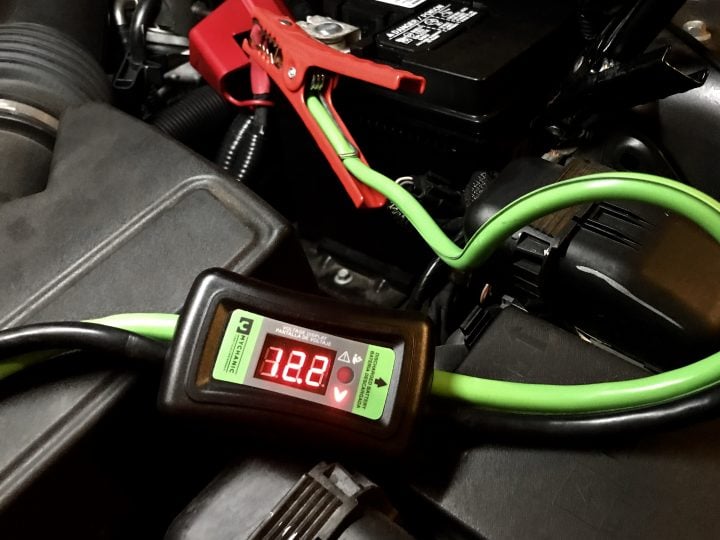 The Mychanic Smart Cables make jump-starting a car easier thanks to smart features.