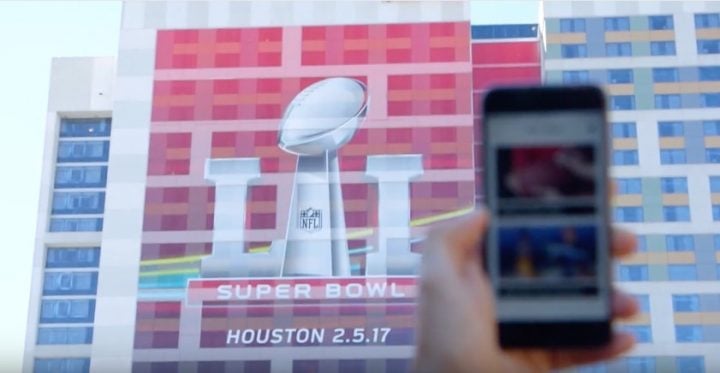 Verizon is ready for fans to Go Live, upload to Instagram and use Snapchat at Super Bowl LI.